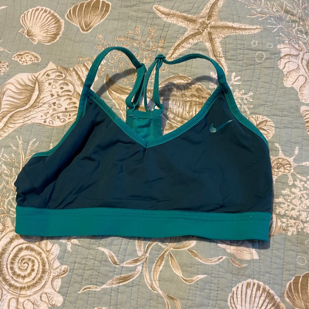 Sports bra